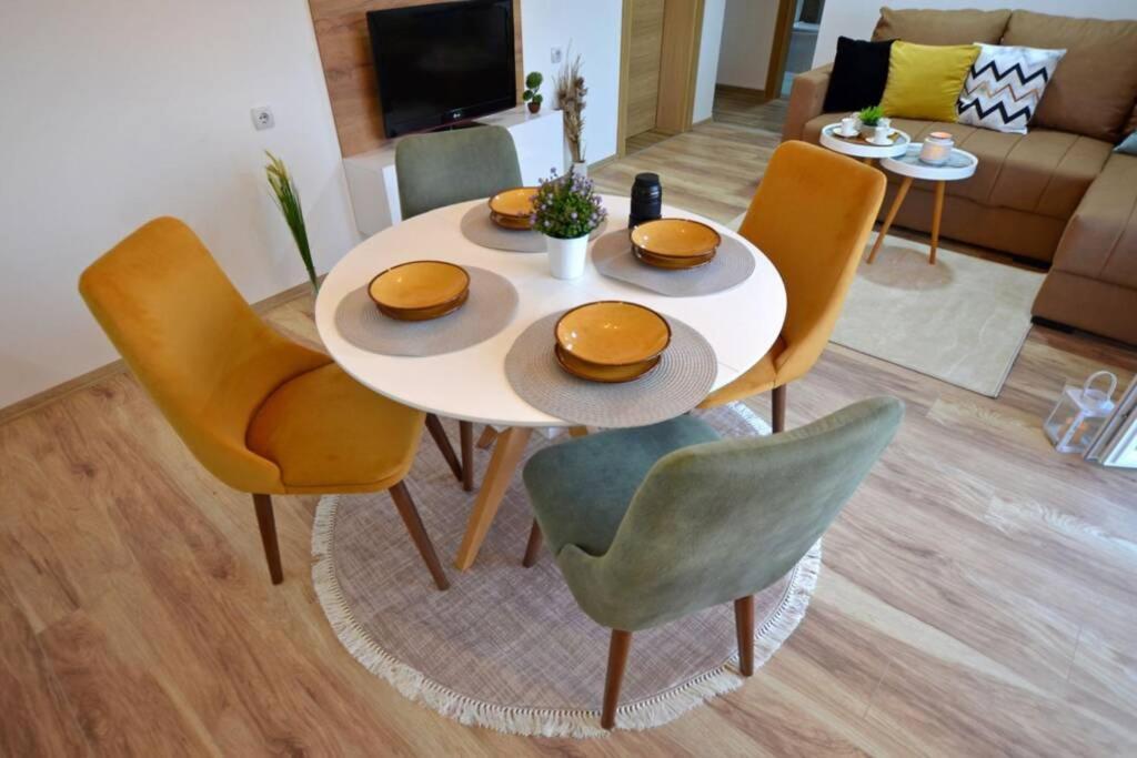 View Apartments Belasica Mokrijevo ภายนอก รูปภาพ